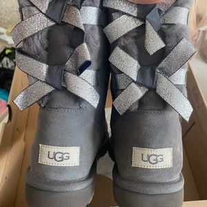 Bailey bow Uggs